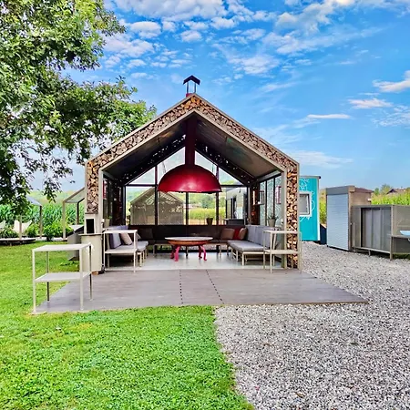 Breza Mobile House Big Berry