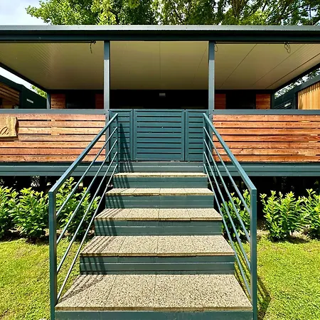 Apartment Breza Mobile House Big Berry Metlika