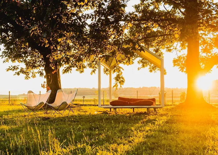 Apartment Breza Mobile House Big Berry Metlika